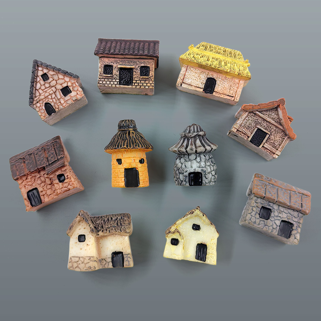 Mini Small House Figurine Resi - огляд і ціна Home Decor Deals